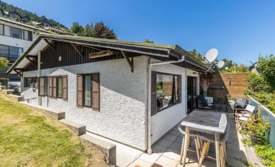 Fantastic Views, Close To Town 2 Bedroom Apartment Queenstown Extérieur photo